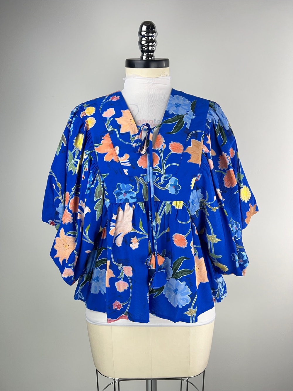 💚 3770. Floral Tie-Neck Blouse in Cobalt Blue